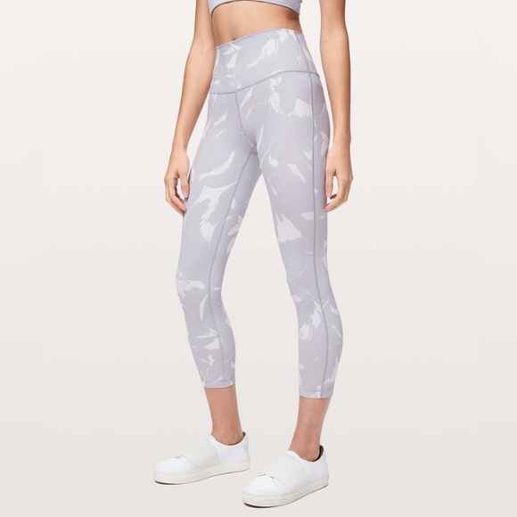 lululemon athletica Pants - Lululemon Wunder Under High-Rise Tight 25" Full-On Luxtreme size 2